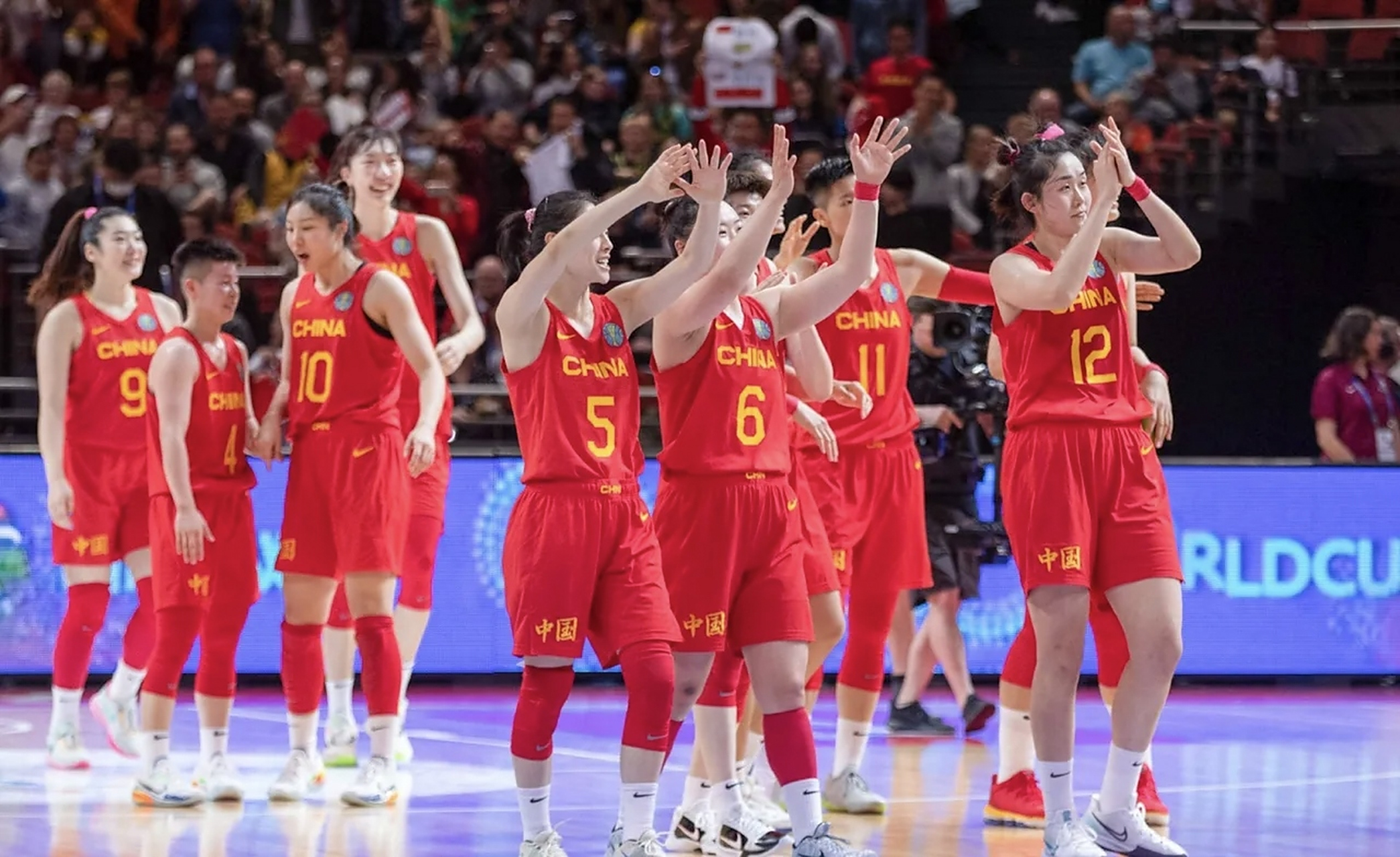 包含东京奥运会篮球比赛阵容揭晓，各国强队备战，势不可挡的词条