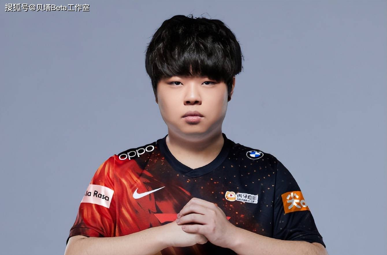 开云体育在线-IG翻盘LGD，Clid极限生还后反打鏖战多局淘汰赛，点燃全场激情