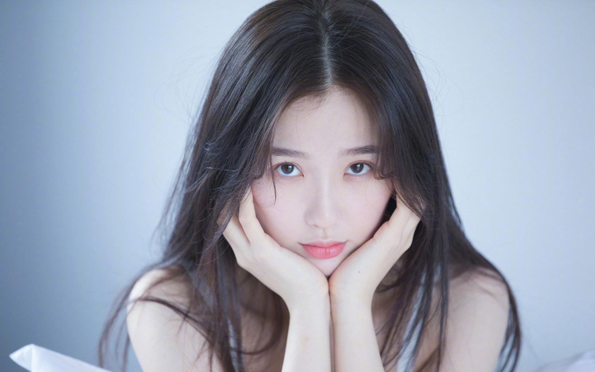 西亚卡姆关键时刻扛起攻防大旗，新疆队团队发力轻取活塞