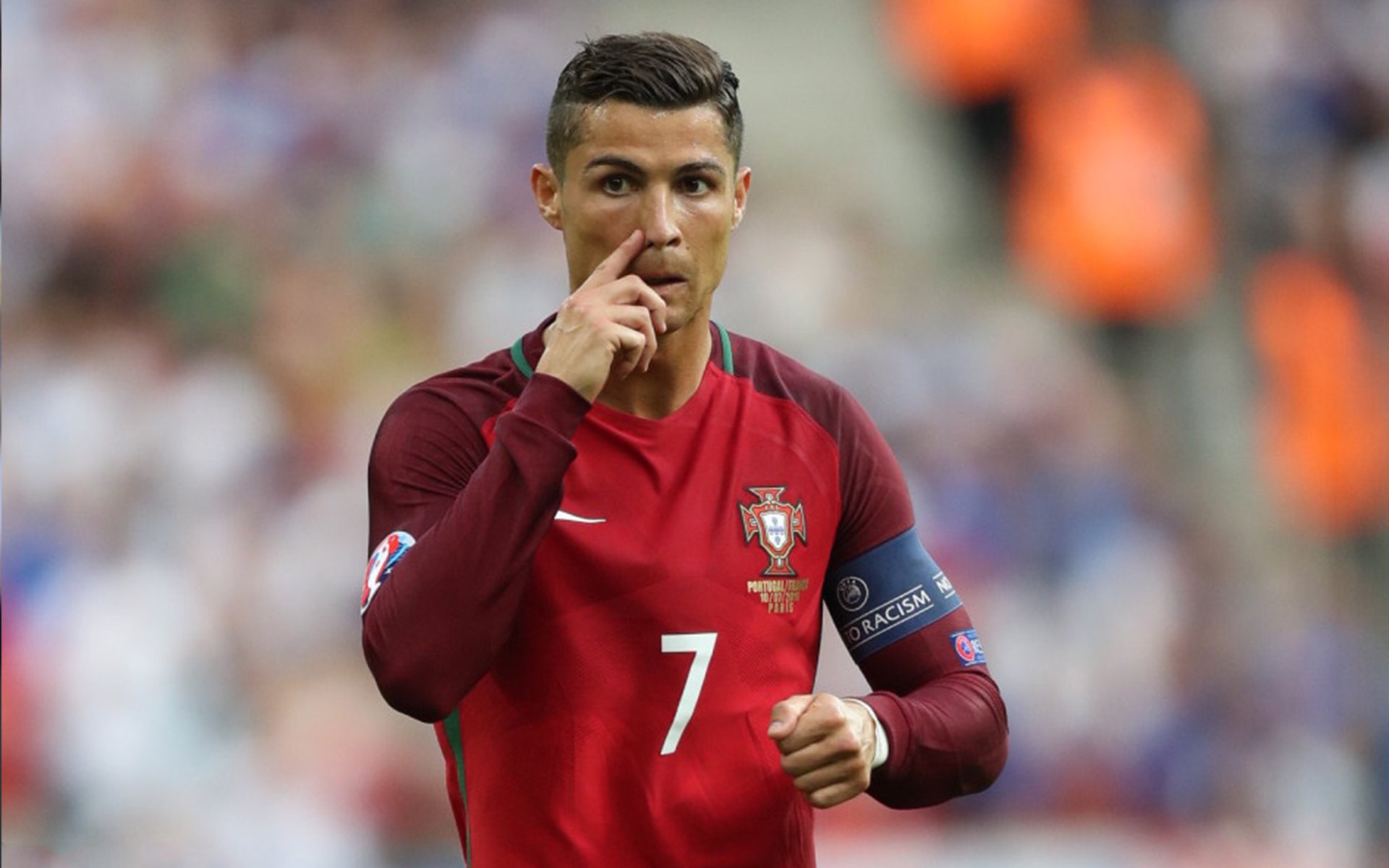 开云体育平台APP-当2.24米的篮球巨兽握住F1方向盘，文班亚马如何在年度争冠战接管赛道？