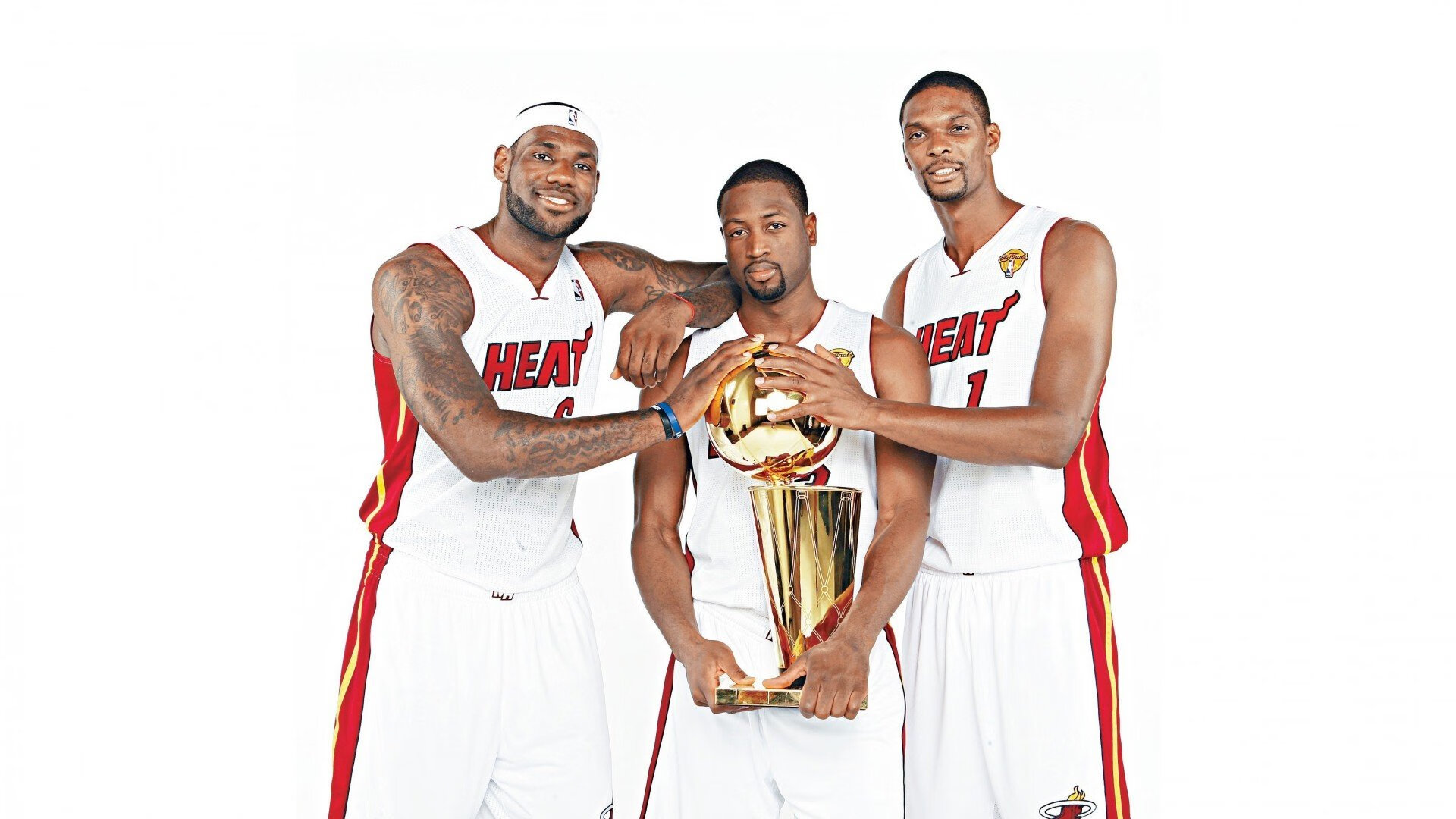 当利拉德按下接管键,国王横扫爵士之夜,世界排名暗战迎来新王?