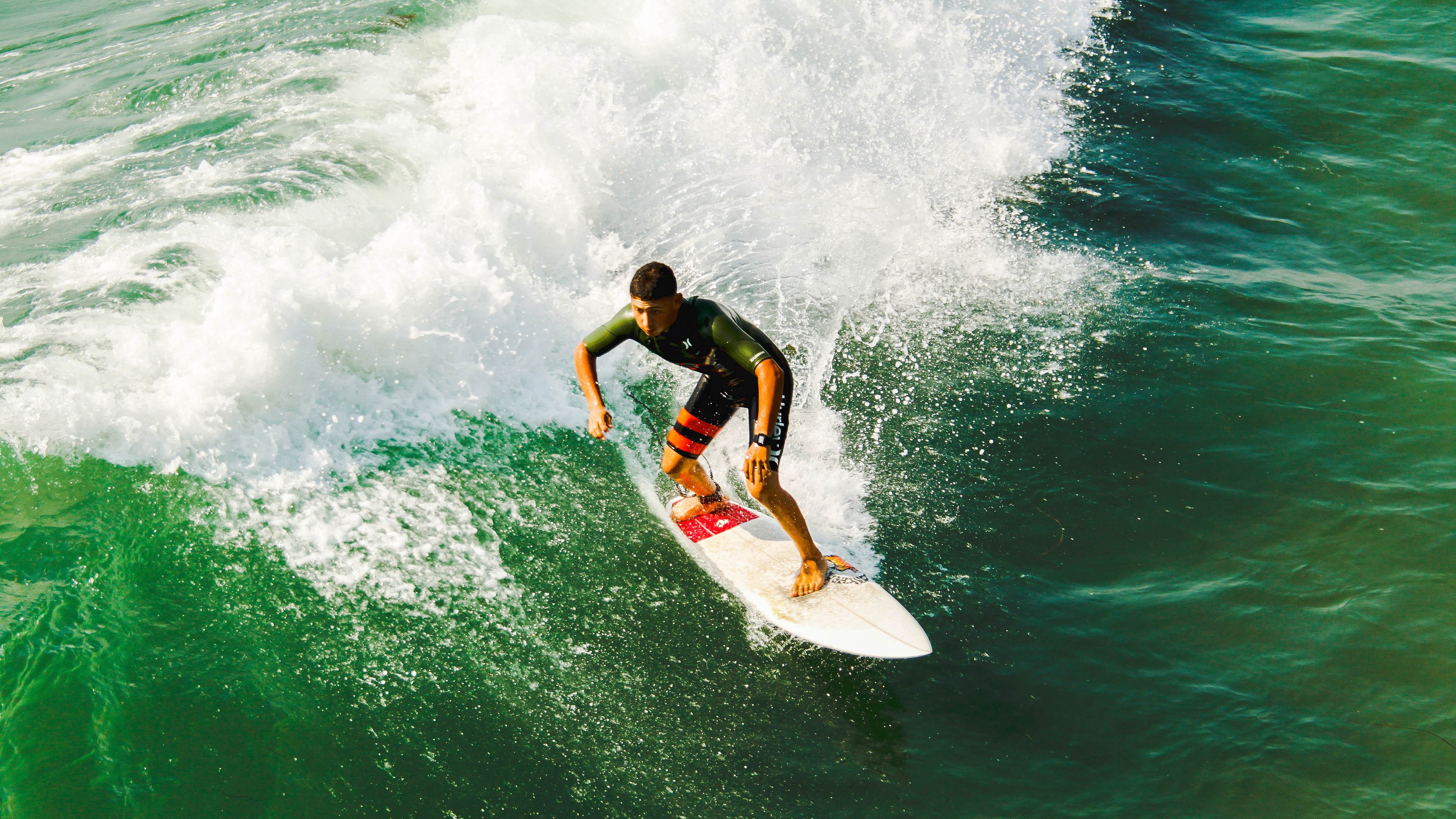 开云平台-赛场无界，从上海F1引擎轰鸣到太原篮球热浪，看中国力量的速度与激情